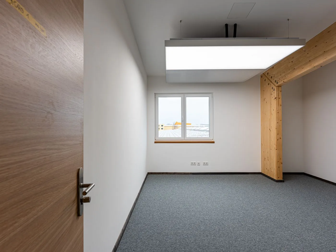 interpanel Deckensegel und Raumwirkung in BENS, Berlin