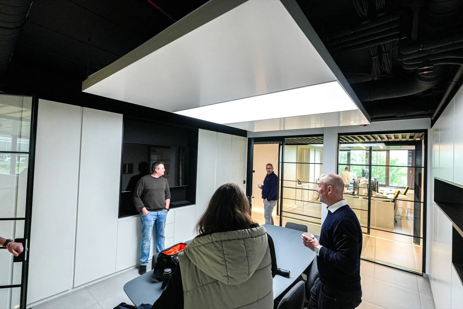 Bürofläche mit interpanel Deckensegeln