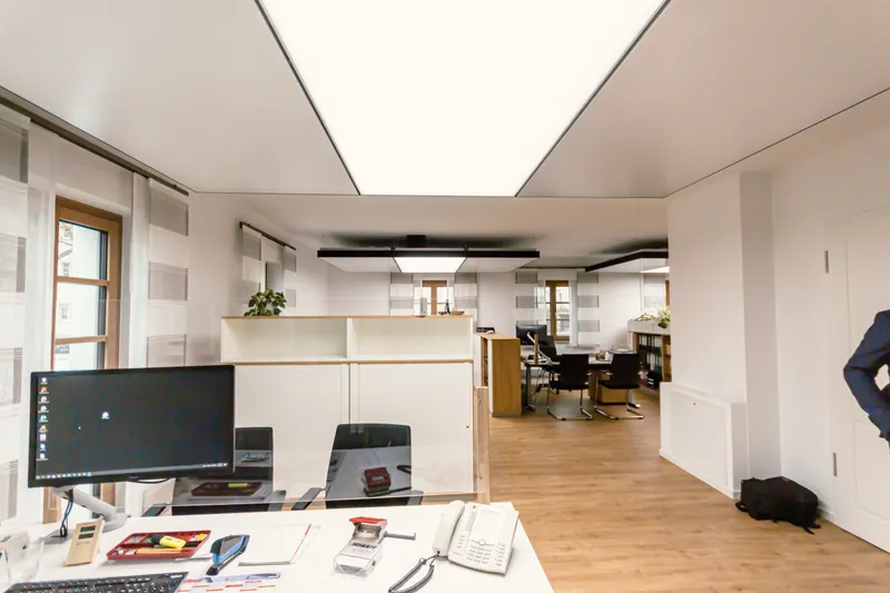 VBG Straubing: Projektaufnahme mit interpanel Deckensegeln