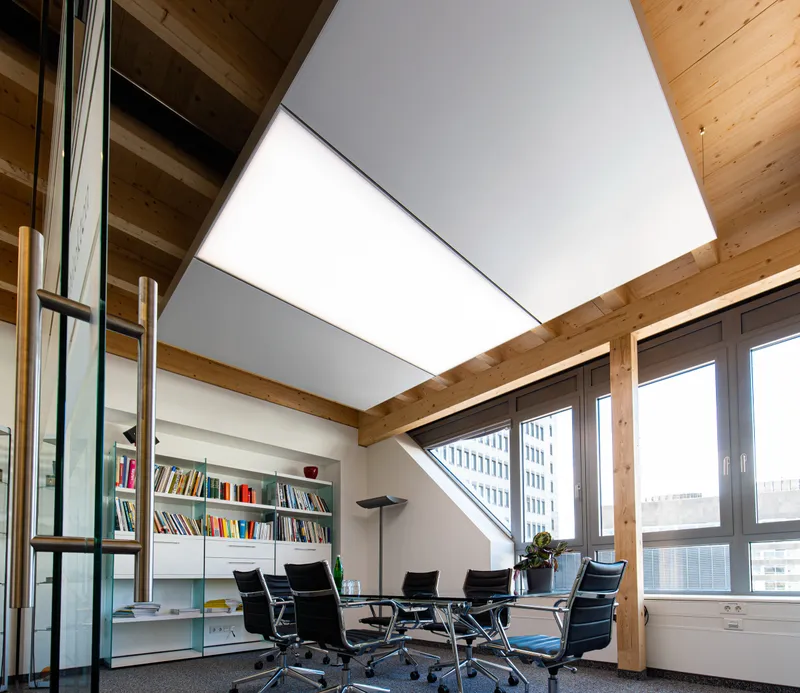 ABW Architekten Düsseldorf: Projektaufnahme mit interpanel Deckensegeln