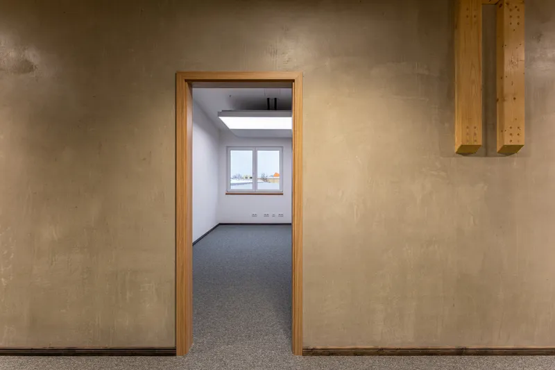 BENS Immobilien Berlin: Projektaufnahme mit interpanel Deckensegeln