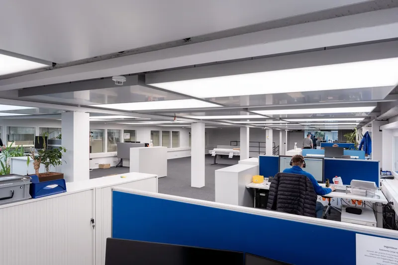 Bruker AG: Projektaufnahme mit interpanel Deckensegeln