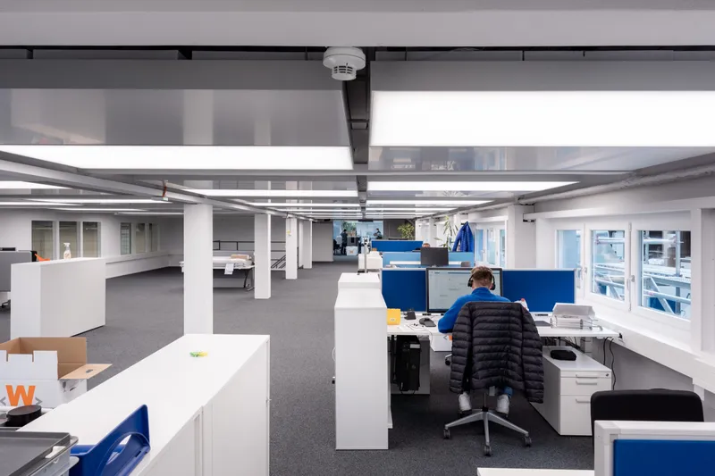 Bruker AG: Projektaufnahme mit interpanel Deckensegeln
