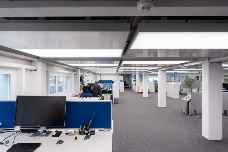 Bruker AG: Projektaufnahme mit interpanel Deckensegeln