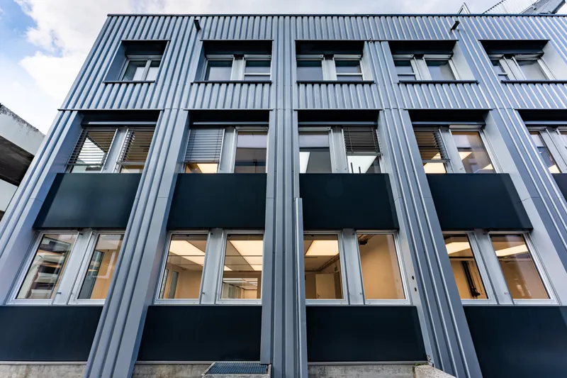 Bruker AG: Projektaufnahme mit interpanel Deckensegeln