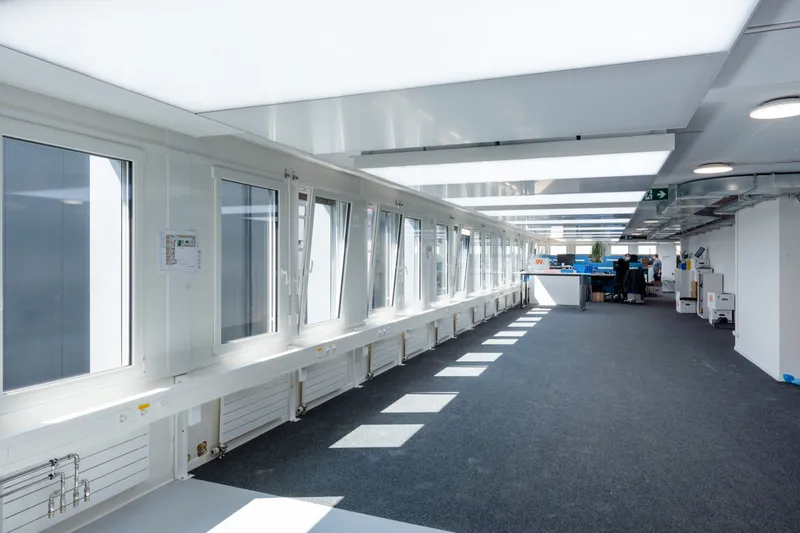 Bruker AG: Projektaufnahme mit interpanel Deckensegeln