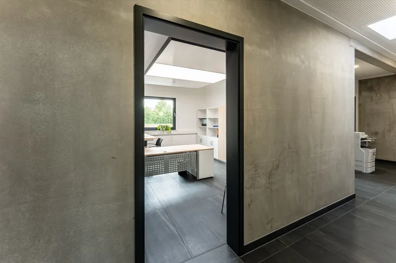 Cseri GmbH: Projektaufnahme mit interpanel Deckensegeln