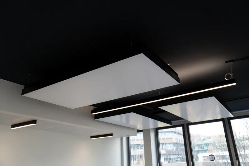Friedrichscarré Stuttgart: Projektaufnahme mit interpanel Deckensegeln