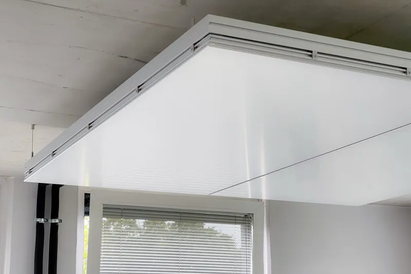 Junk & Reich Architekten: Projektaufnahme mit interpanel Deckensegeln