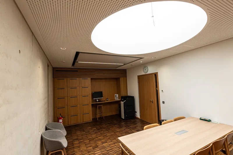 Musikschule Mamer: Projektaufnahme mit interpanel Deckensegeln