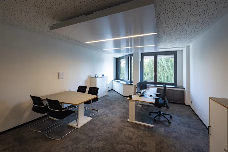 VR Bank Coburg: Projektaufnahme mit interpanel Deckensegeln